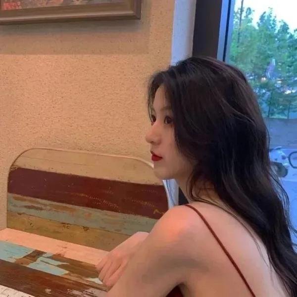 婚姻情况很复杂